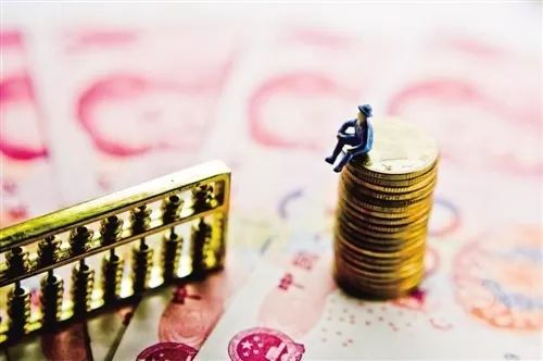 下半年貨幣政策如何走？易綱強(qiáng)調(diào)“精準(zhǔn)導(dǎo)向” 保持金融總量適度